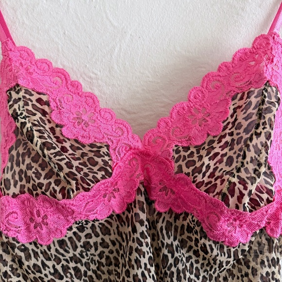 SOLD Y2K Rampage Leopard Print Mesh Cami Top With Pink Lace Trim Size L - Picture 2 of 5